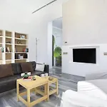 -Malagasunapts-Merced Square Picasso Dream